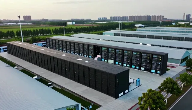 高校信息化建设中服务器应用的趋势与挑战